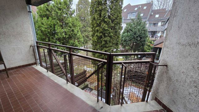 Kiadó téglalakás, albérlet, XI. kerületben, Solt utcában