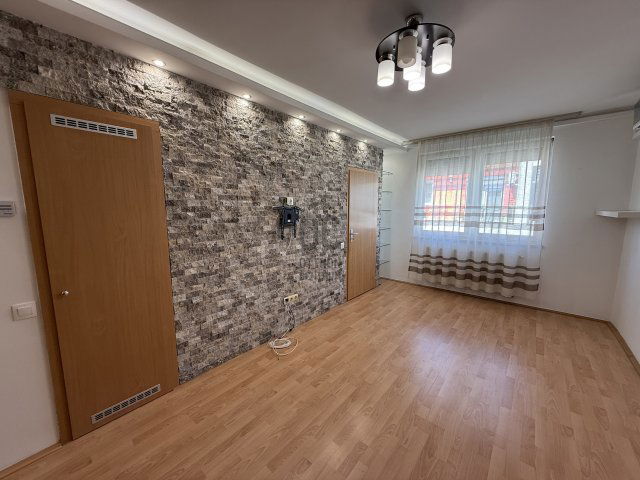 Kiadó téglalakás, albérlet, Nyíregyházán 155 E Ft / hó