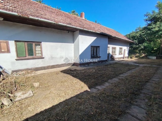 Eladó családi ház, Újkígyóson 11.9 M Ft, 4 szobás