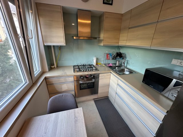 Kiadó panellakás, albérlet, XIII. kerületben, Kárpát utcában