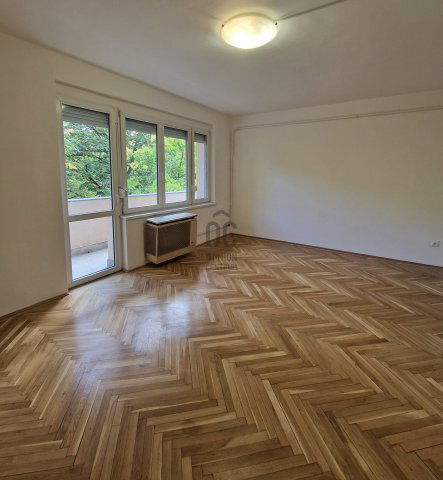 Eladó téglalakás, Budapesten, XIV. kerületben, Uzsoki utcában