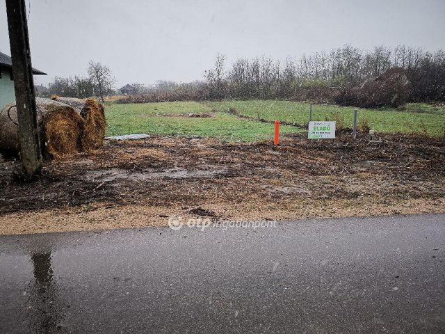 Eladó telek, Perkátán 11.9 M Ft / költözzbe.hu