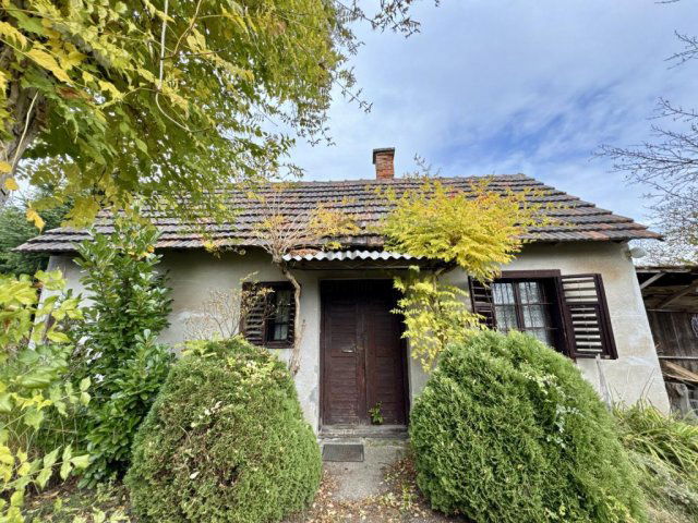 Eladó nyaraló, Beleznán 3.5 M Ft, 2 szobás