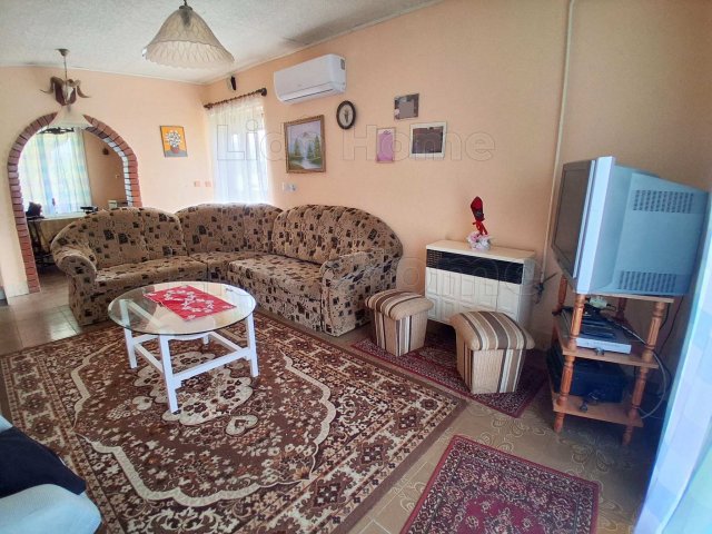 Eladó családi ház, Döbröközön 22.9 M Ft, 5 szobás