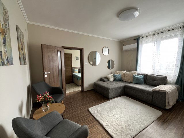 Eladó panellakás, Dunaújvárosban 34.9 M Ft, 1+1 szobás