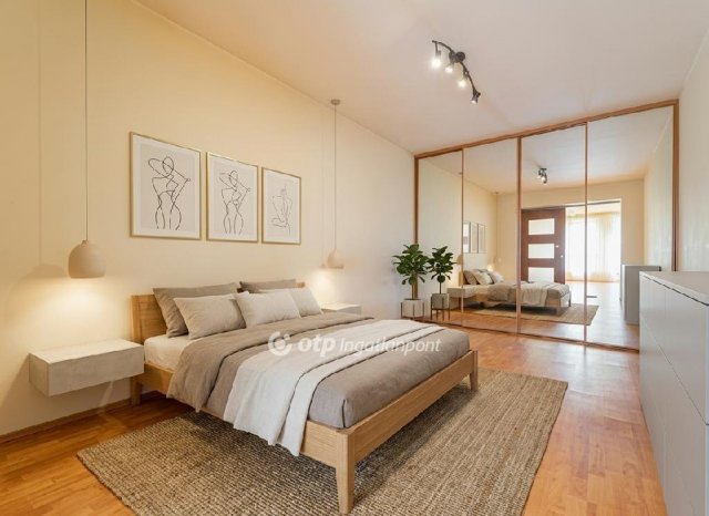 Eladó sorház, Pécelen 95.9 M Ft, 3 szobás / költözzbe.hu