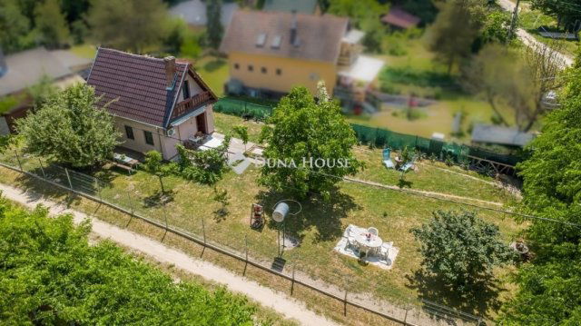 Eladó családi ház, Szigetmonostorban 65 M Ft, 3 szobás
