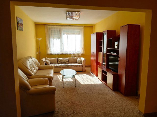 Eladó panellakás, Győrött 49.9 M Ft, 2 szobás