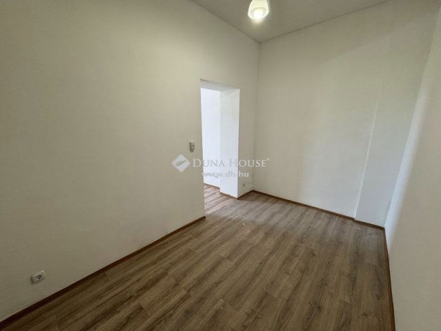 Eladó téglalakás, Budapesten, XX. kerületben 89.99 M Ft