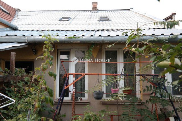 Eladó ikerház, Budapesten, XX. kerületben 40 M Ft, 4 szobás