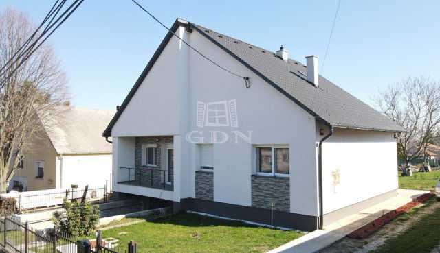Eladó családi ház, Sárszentmihályon 72.99 M Ft, 4 szobás
