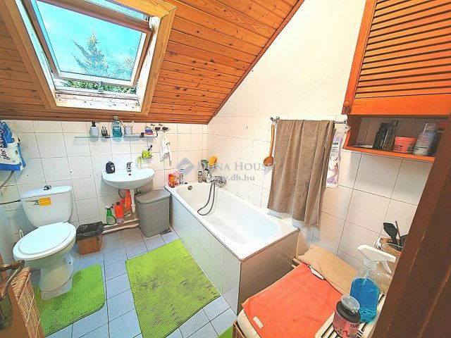 Eladó családi ház, Budapesten, XVI. kerületben 130 M Ft