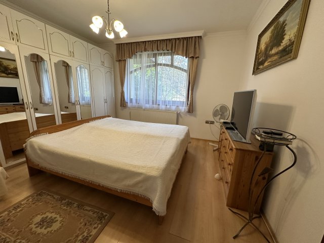 Eladó családi ház, Miskolcon 165 M Ft, 5+1 szobás