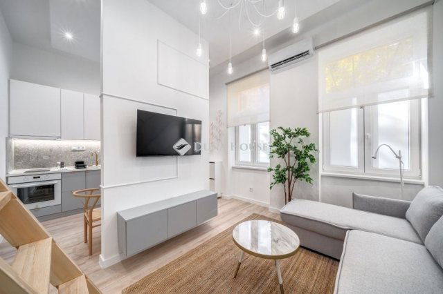 Eladó téglalakás, Budapesten, VII. kerületben 109.9 M Ft