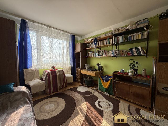 Eladó panellakás, Miskolcon 23.9 M Ft, 3 szobás