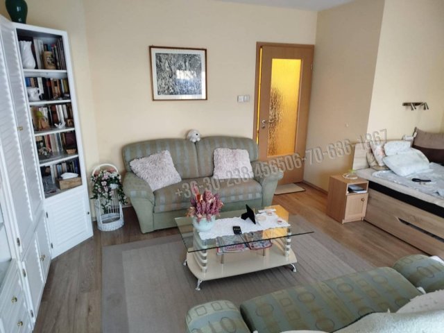 Eladó téglalakás, Egerben 59 M Ft, 2 szobás