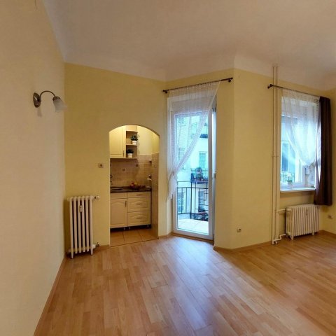 Kiadó téglalakás, albérlet, XIII. kerületben, Tátra utcában