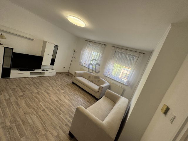 Kiadó téglalakás, albérlet, Nyíregyházán 170 E Ft / hó