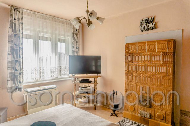 Eladó családi ház, Szanyon 35.5 M Ft, 2 szobás