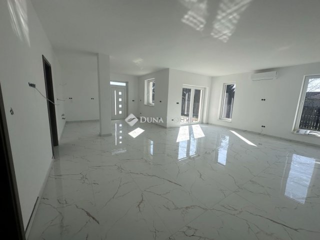 Eladó családi ház, Kótajon 75.5 M Ft, 4 szobás