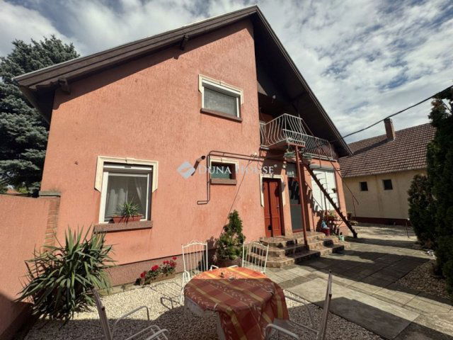 Eladó családi ház, Mezőberényben 43.5 M Ft, 7 szobás