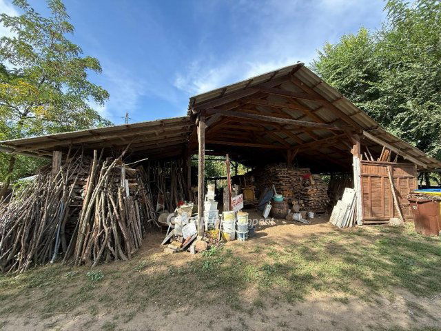 Eladó családi ház, Nyíregyházán 98 M Ft, 2 szobás