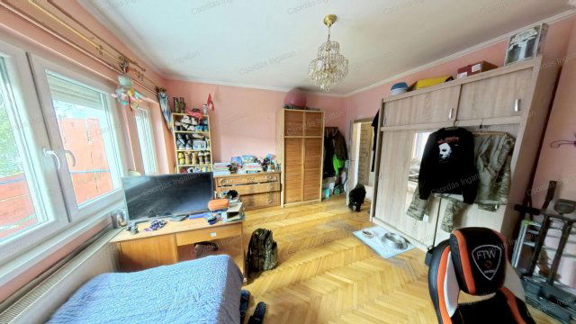 Eladó téglalakás, Balatonalmádiban, Kazinczy utcában 85 M Ft