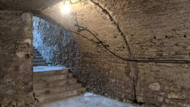 Kiadó üzlethelyiség, Tapolcán 85 E Ft / hó