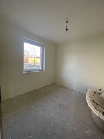 Eladó családi ház, Kozármislenyen 90.99 M Ft, 2 szobás