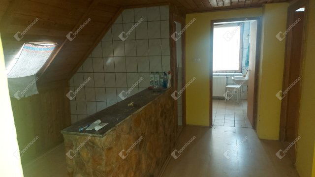 Eladó családi ház, Békésen 37.5 M Ft, 5 szobás