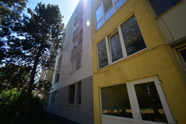 Eladó téglalakás, Szombathelyen 42.9 M Ft, 2 szobás