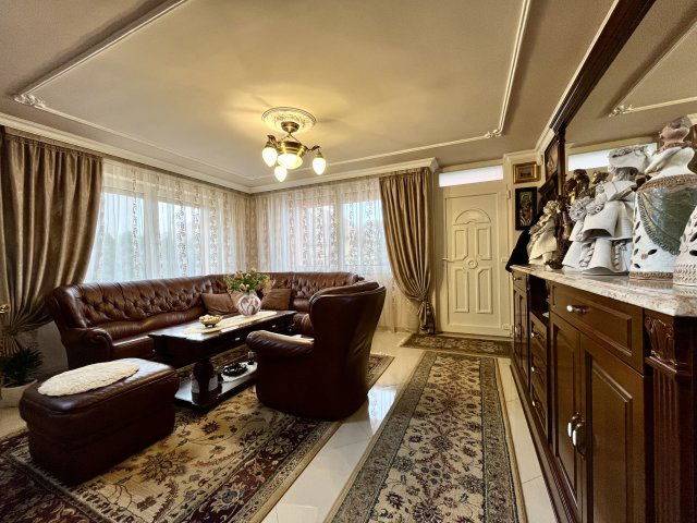 Eladó családi ház, Felsőzsolcán 84.99 M Ft, 6 szobás