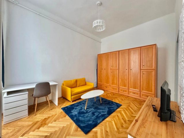 Kiadó téglalakás, albérlet, Pécsett, Majorossy Imre utcában