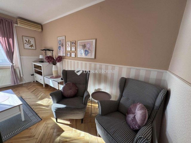 Eladó téglalakás, Pécsett, Goldmark Károly utcában 59.9 M Ft