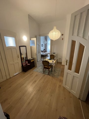 Eladó téglalakás, Budapesten, VII. kerületben 115 M Ft, 2 szobás