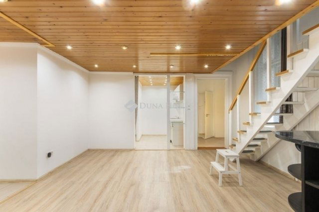 Eladó téglalakás, Budapesten, VIII. kerületben 49.9 M Ft