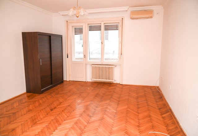 Eladó téglalakás, Budapesten, VII. kerületben 114 M Ft, 3 szobás