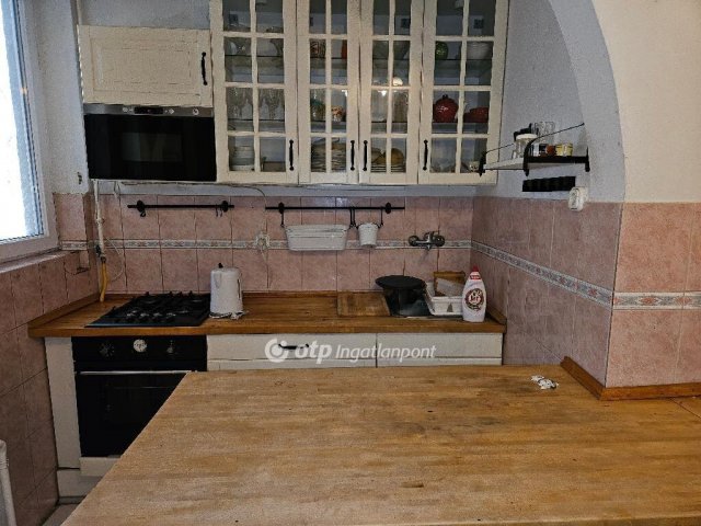 Eladó téglalakás, Budapesten, XIII. kerületben 82.5 M Ft