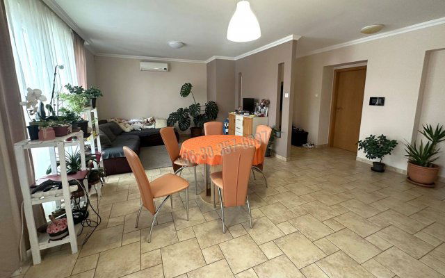 Eladó családi ház, Szegeden 155 M Ft, 4 szobás