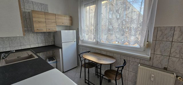 Kiadó panellakás, albérlet, Sopronban 220 E Ft / hó, 2 szobás