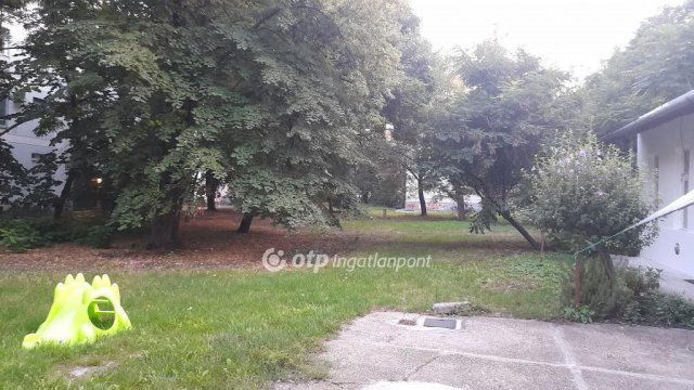 Eladó téglalakás, Szegeden 64.9 M Ft, 2 szobás