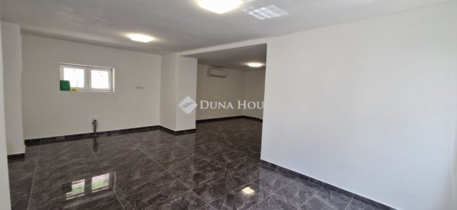Eladó családi ház, Enyingen 37.5 M Ft, 3 szobás