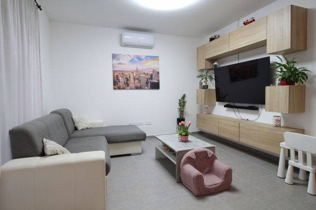 Eladó ikerház, Győrzámolyon 109.5 M Ft, 4 szobás