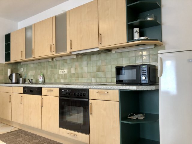 Kiadó téglalakás, albérlet, Győrött 170 E Ft / hó, 3 szobás