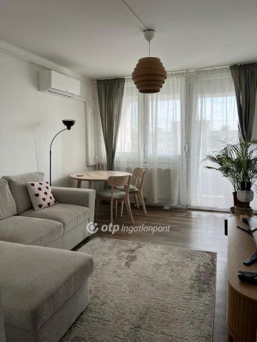 Eladó panellakás, Budapesten, III. kerületben 82 M Ft, 3 szobás