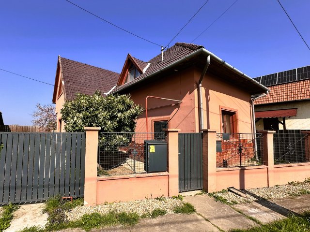 Eladó családi ház, Sarkadon 34.9 M Ft, 3 szobás