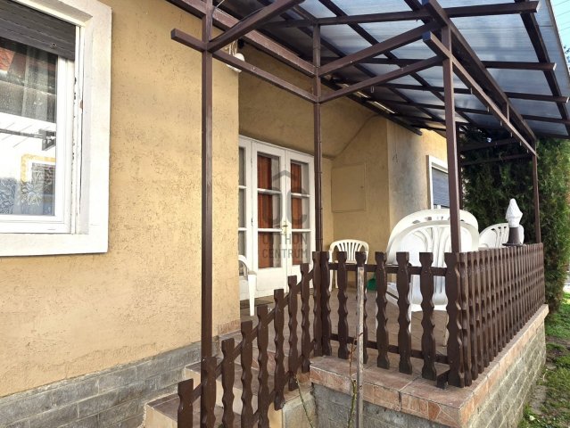 Eladó családi ház, Balatonbogláron 122.5 M Ft, 6 szobás