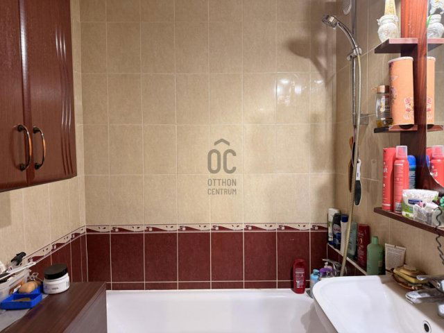 Eladó panellakás, Budapesten, XX. kerületben 75 M Ft, 3 szobás