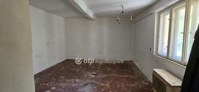 Eladó családi ház, Püspökladányban 11.9 M Ft, 2 szobás
