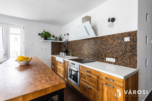 Eladó családi ház, Gyulán 149 M Ft, 3 szobás